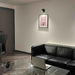 Barnton Apartment